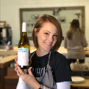 Meet your Posher, Holli